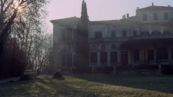 E tanta paura: Villa Hoffmann